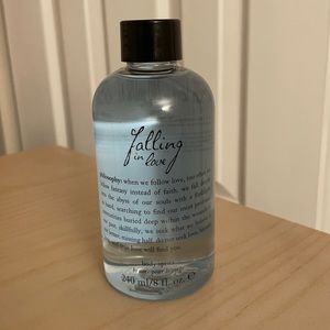 New Philosophy Falling in Love body spritz